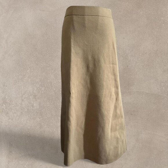 UNIQLO TAN Cotton Blend Midi Skirt for Fall and Winter - Picture 2 of 8